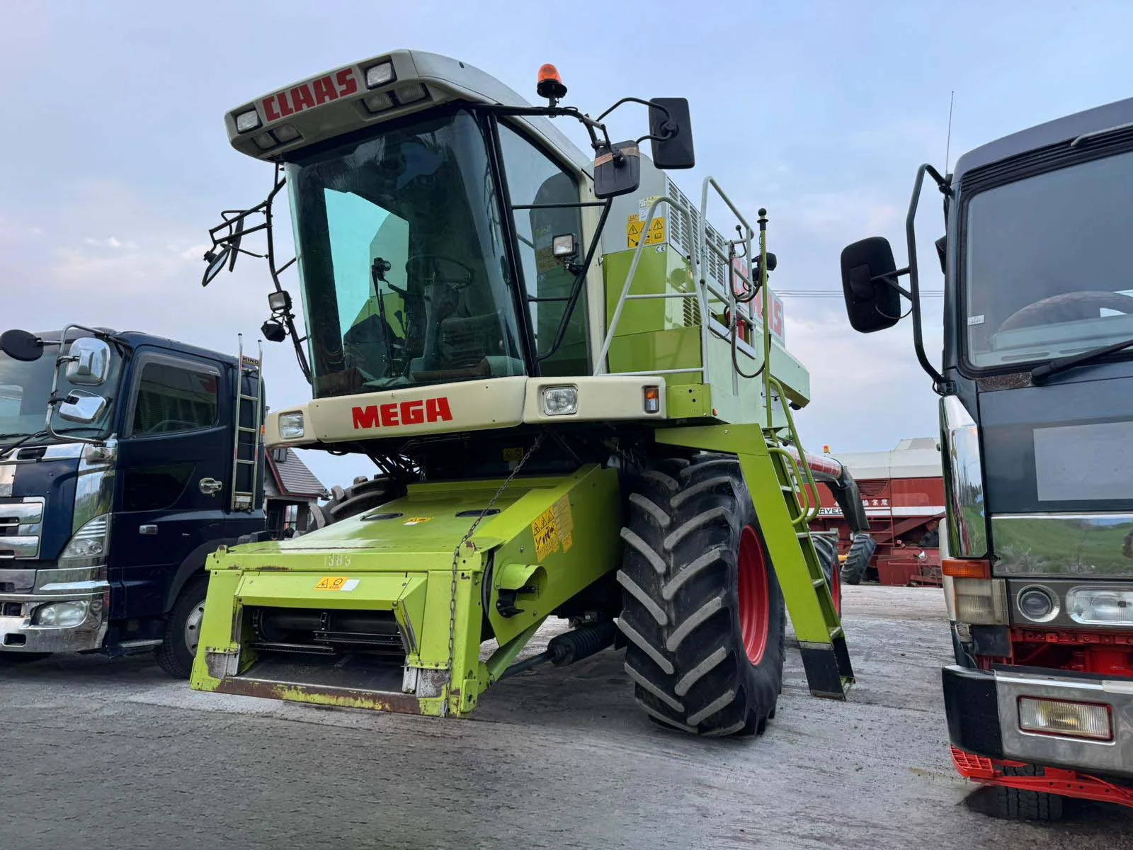1998 CLAAS MEGA 204 DOMINATOR Harvester