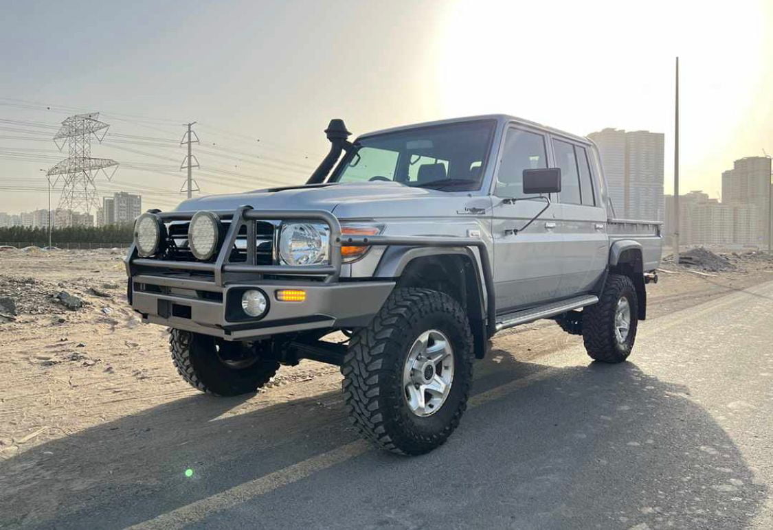2018 Toyota Land Cruiser Double cab 4X4  (No.680580)