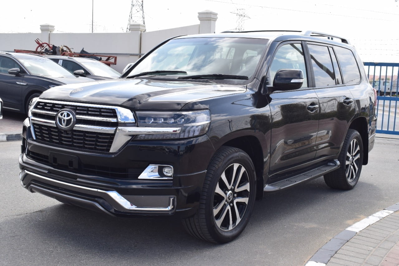 2017 Toyota Land Cruiser full option  Black (No.830783)