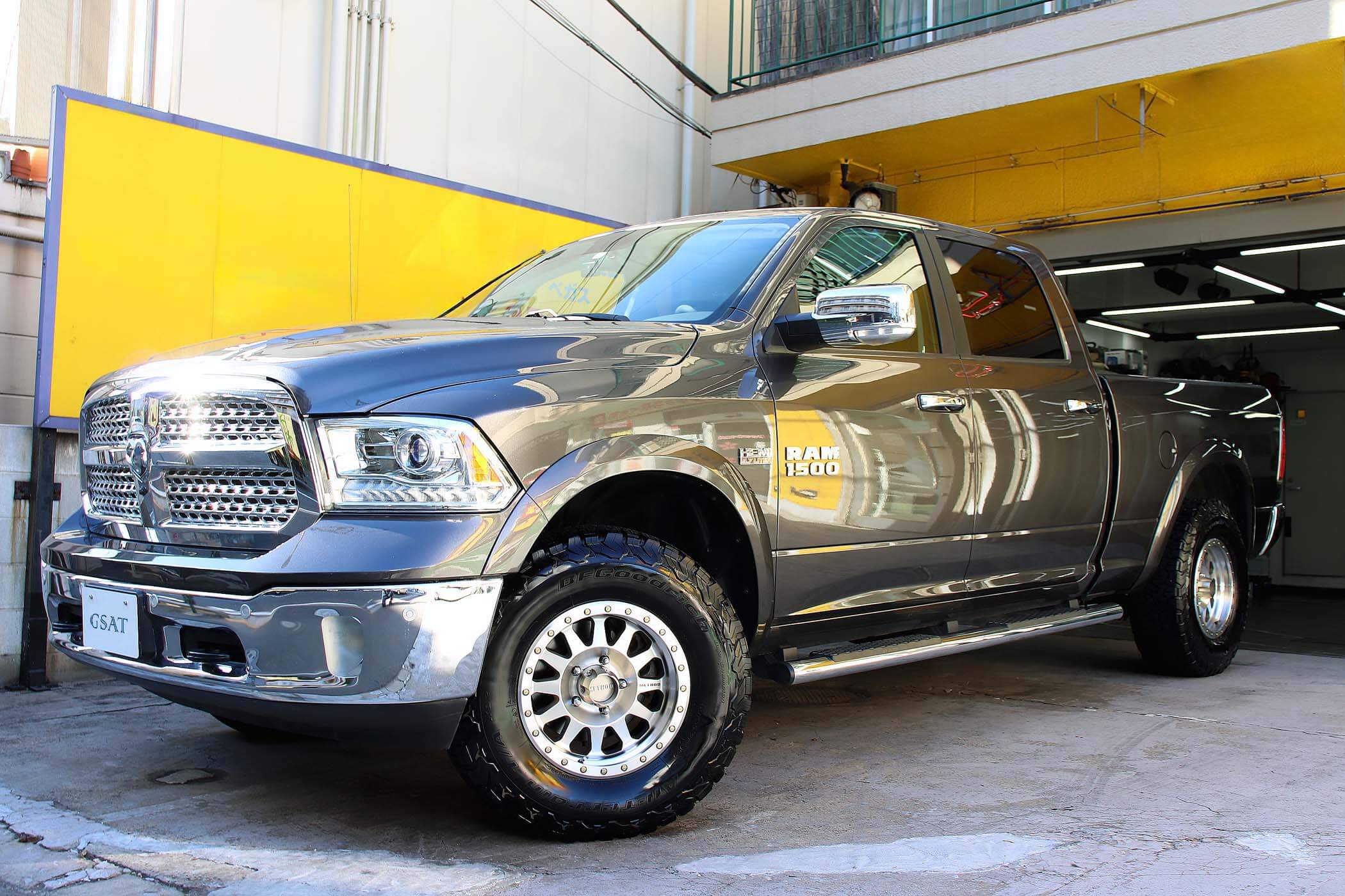 2018 Dodge Ram Truck Laramie 4WD (No.960911)