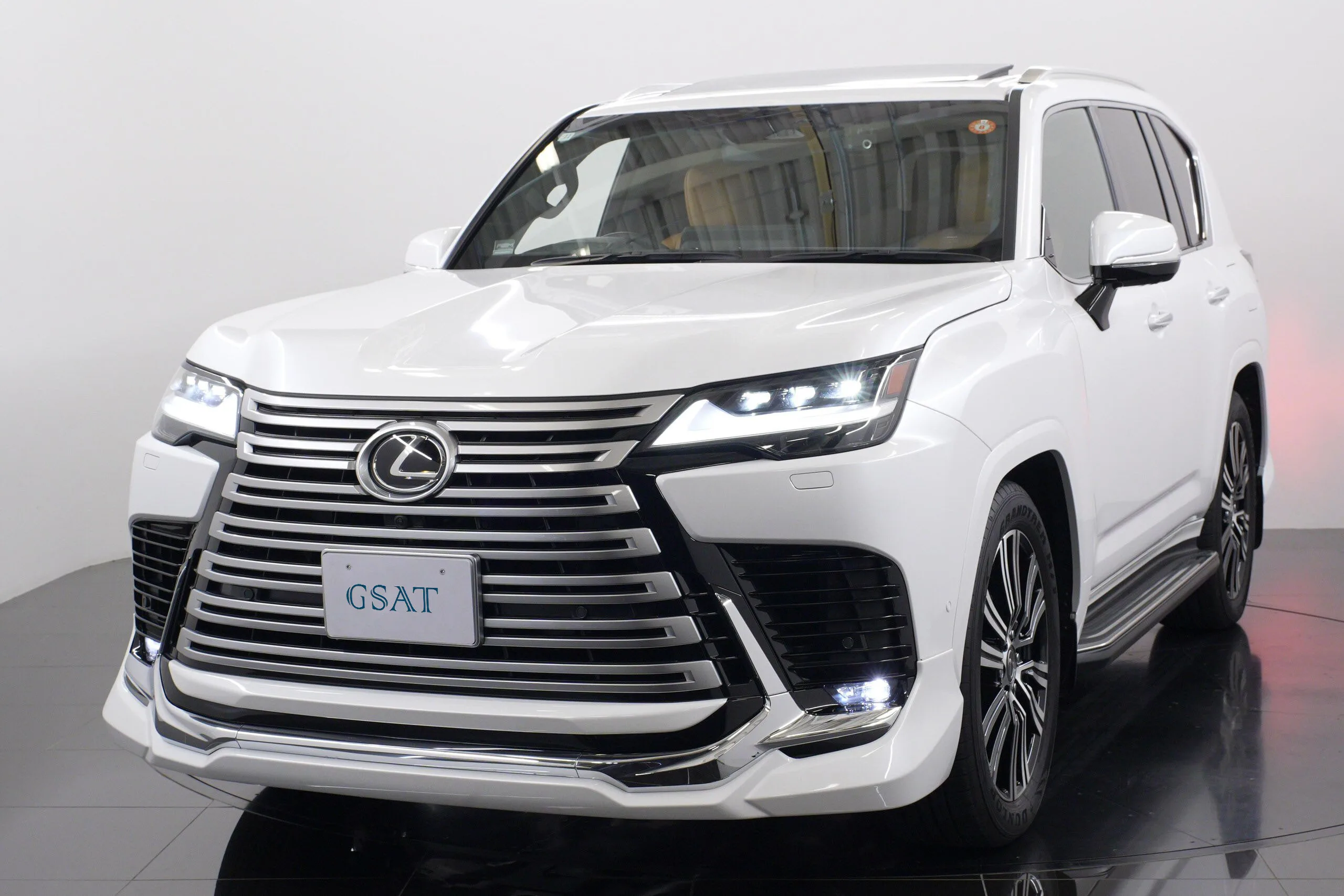 2025 LEXUS LX700h 4WD | SONIC QUARTZ 7 Seater Hybrid