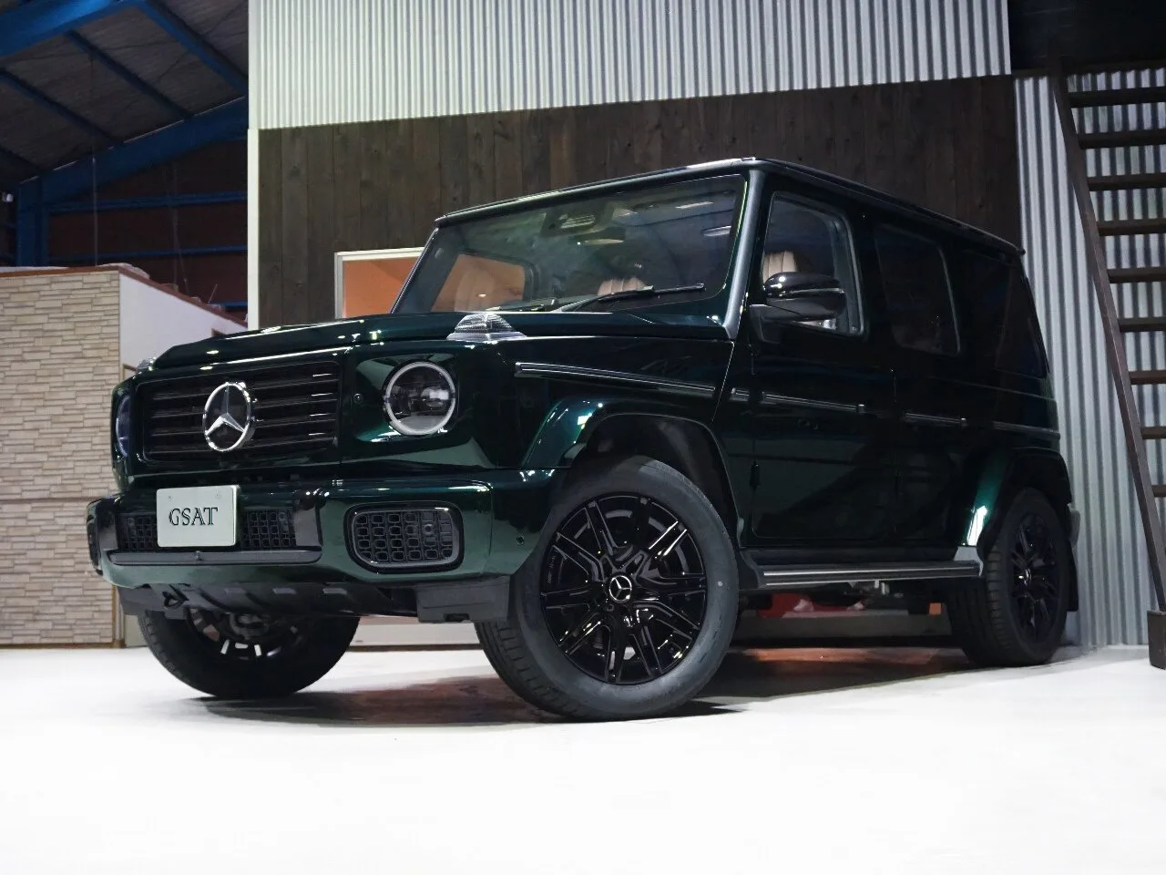 2025 Mercedes-Benz G-Class G450d AMG Line Package (ISG)