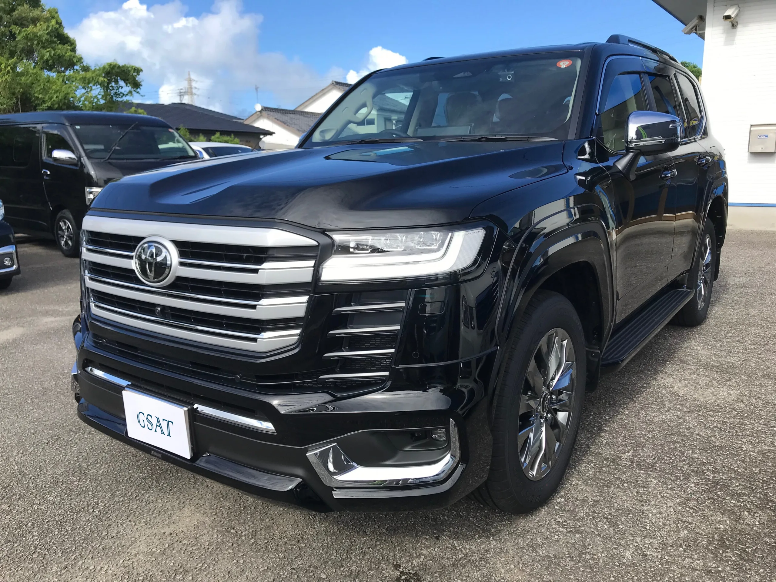 2025 Toyota Land Cruiser 300 ZX – BLACK