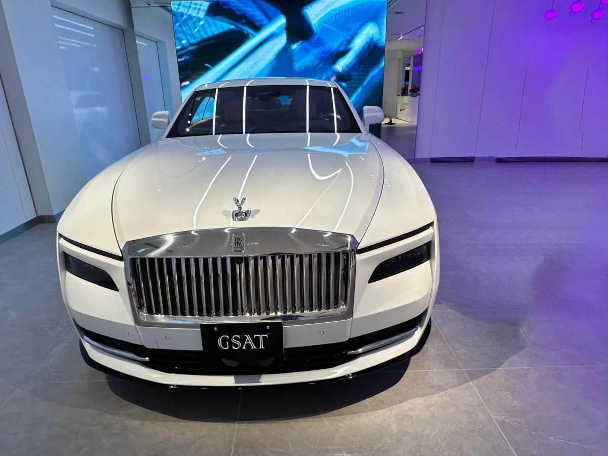 2025 Rolls-Royce Spectre The Epitome of Luxury (No.J0988)