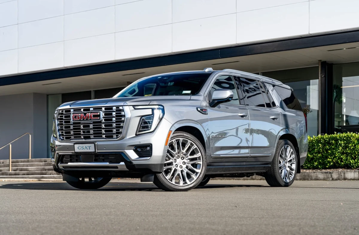 2025 GMC Yukon Denali 6.2L V8 4WD – Luxury, Power & Prestige