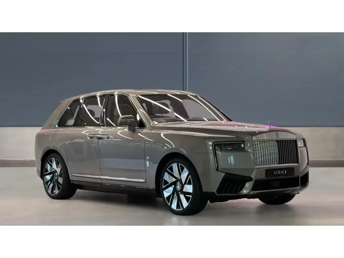 2025 Rolls-Royce Cullinan Right-Hand Drive SUV (No.109054)