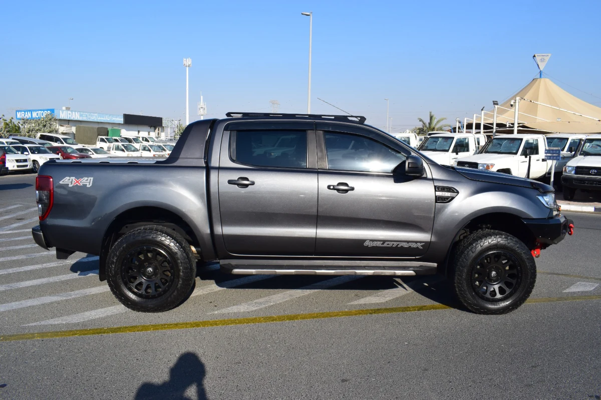 Ford Ranger pickup Key Start 2017 (No-830703)