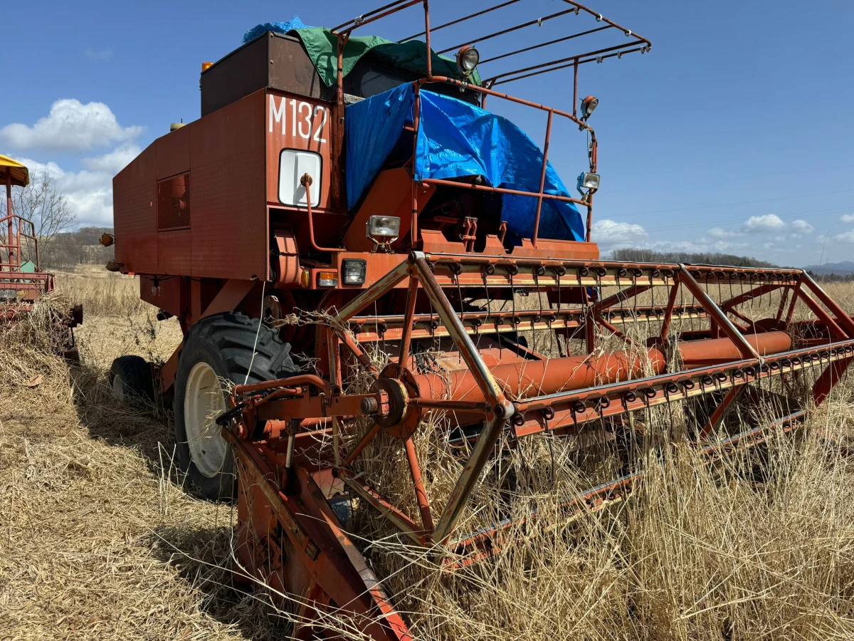 Laverda M132 Grain Harvester (No.J0948)