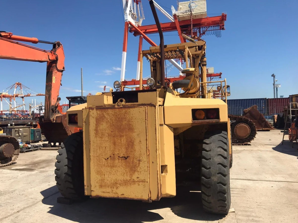 Mitsubishi FD200 20-ton Diesel Forklift ( Made in Japan) (No.780606)
