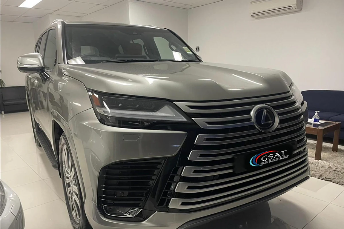 2025 lexus LX 600 Ultra Luxury  (No-J0691)