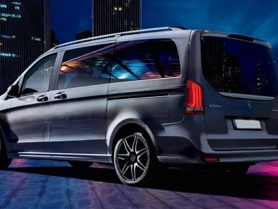 2022 Mercedes-Benz V 220 d AVANTGARDE Extra-long Black Suite Mini- Van (No.J0571)
