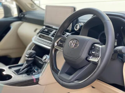 2026 TOYOTA LAND CRUISER 300 ZX 4WD
