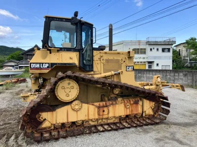  CATERPILLAR D5H BULLDOZER