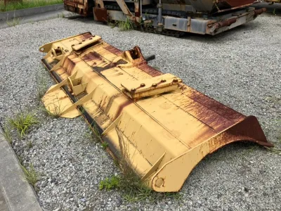  CATERPILLAR D5H BULLDOZER