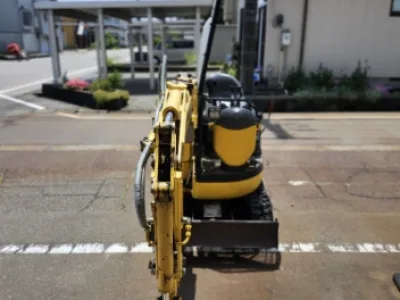 KOMATSU PC10UU-5 MINI EXCAVATOR