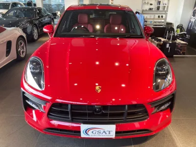 2020 Porsche Macan GTS (2.9-liter twin-turbo V6 engine) (No.J0610)