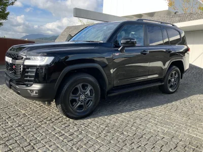 2023 TOYOTA LAND CRUISER 300 GR SPORT