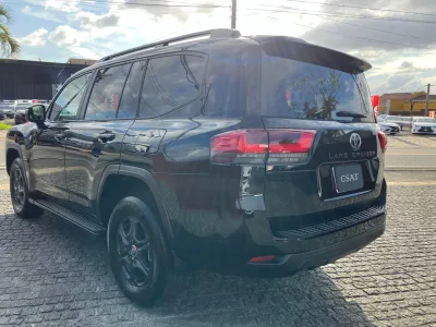 2023 TOYOTA LAND CRUISER 300 GR SPORT