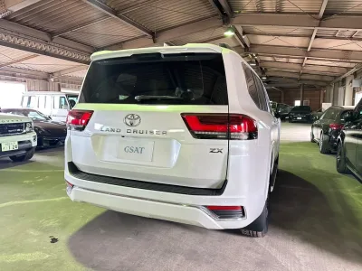 2025 Toyota Land Cruiser LC300 ZX