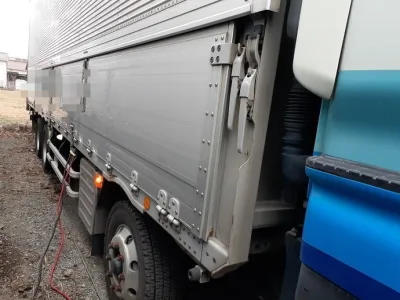 2013 Isuzu Giga large Aluminum wing Body QKG-CYJ77A used truck (No.920766)
