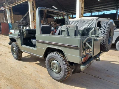 1985 Mercedes Benz W461 240GD 4×4 off A/T Road Wagon (No.J0812)
