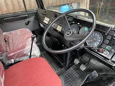 1986 MERCEDES BENZ UNIMOG U1300L  EX-ARMY (No.J0817)