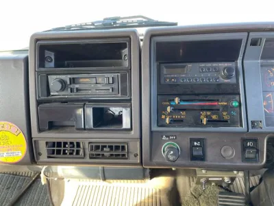 1988 HINO RANGER CRANE TRUCK (No.J0860)