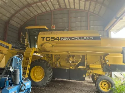 1995 NEW-HOLLAND TC54 (No.J0930)