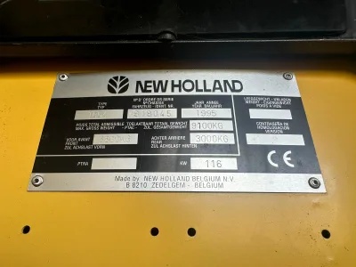 1996 NEW HOLLAND TC54 COMBINE HARVESTER (No.J0797)