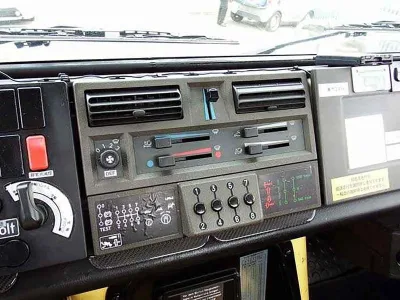 1999 Mercedes Unimog: The Off-Road King (No.J01002)