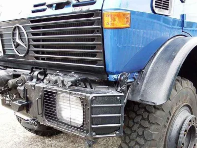 1999 Mercedes Unimog: The Off-Road King (No.J01002)