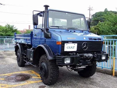 1999 Mercedes Unimog: The Off-Road King (No.J01002)