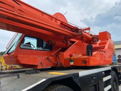 2001 KATO KR-25H-V5 ROUGH TERRAIN 25 ton CRANE (No.J0769)