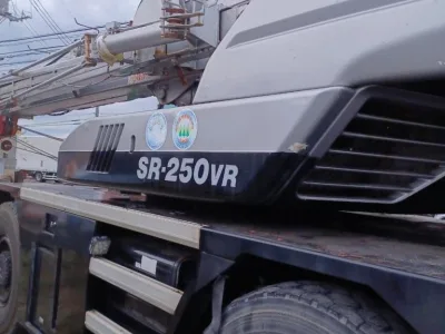 2002 KATO KR-25H-V5 (SR250) 25TON Rough Terrain Crane (No.J0790)