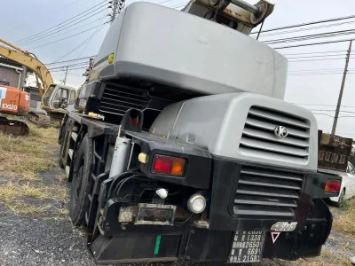 2002 KATO KR-25H-V5 (SR250) 25TON Rough Terrain Crane (No.J0790)