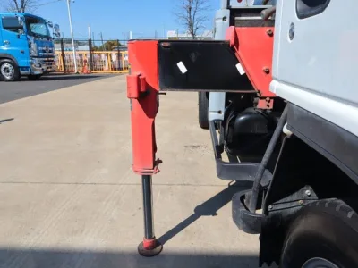 2003 Isuzu ELF Small Crane equipped trucks KR-NKR81LAR (No.11943)