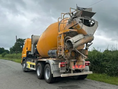 2005 Hino 700 Series FM700 6x4 Concrete Mixer Truck