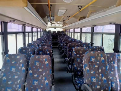 2009 Hyundai 6 cylinder long Bus with AC (No.830735)