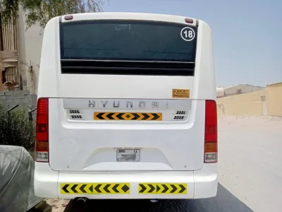 2009 Hyundai 6 cylinder long Bus with AC (No.830735)