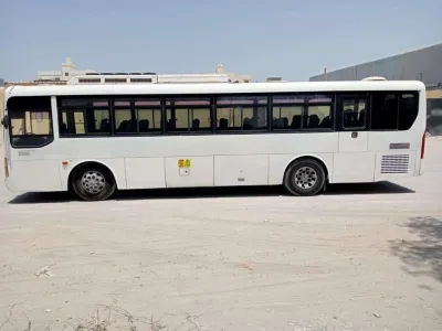 2009 Hyundai 6 cylinder long Bus with AC (No.830735)