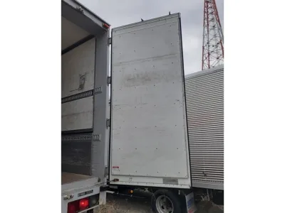 2011 Isuzu Giga large Aluminum Wing LKG-CYJ77A used truck (No.920773)