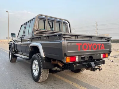 2014 Toyota LandCruiser Pick Up Double Cab Diesel  (No.680532)