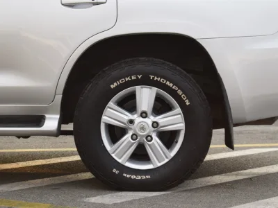 2014 Toyota land cruiser Sahara Silver (No.830752)