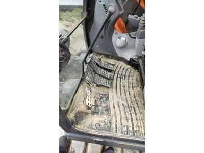 2015 HITACHI ZX 135 US EXCAVATOR (No.J0764)