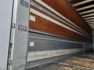 2016 Isuzu Giga large Aluminium wing body truck QPG-CYL77B (No.920772)