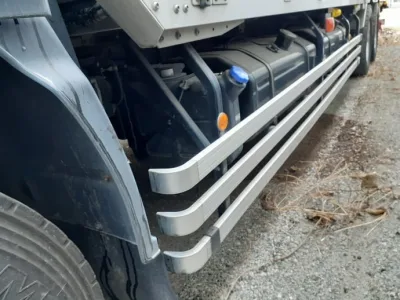 2016 Isuzu Giga large Aluminium wing body truck QPG-CYL77B (No.920772)