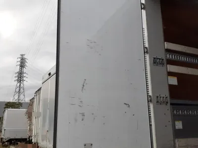 2016 Isuzu Giga large Aluminium wing body truck QPG-CYL77B (No.920772)