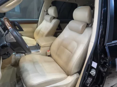 2016 Toyota Land Cruiser 200 GXR Left Handle V8 Diesel