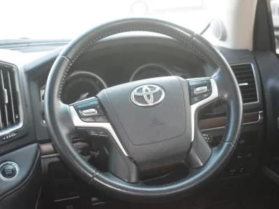 2016 Toyota LandCruiser full option 4.4L 7 seater (No. 830479)