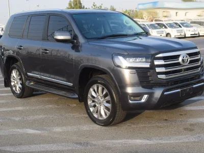 2016 Toyota LandCruiser full option 4.4L 7 seater (No. 830479)